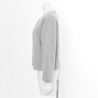 赤のライダーモデルのアウター。