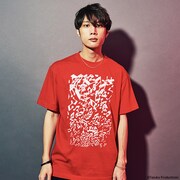 「ルードウィヒ・B」をモチーフにしたTシャツの着用例。モデルは牧達弥（go!go!vanillas）。
