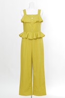 太公望モデルのサロペット。