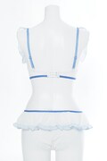 キュアホワイトモデルのランジェリーセット。