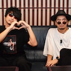 「ぐらんぶる」安元洋貴&小西克幸、伊豆乃風の新曲を「4649」と堂々アピール