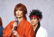 前列から早霧せいな、植原卓也。