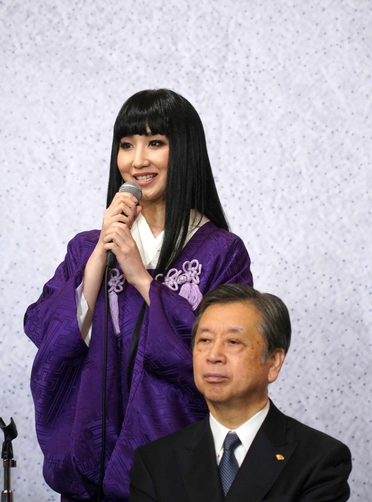 愛原実花