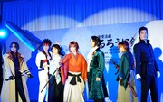 左から三浦涼介、植原卓也、上白石萌歌、早霧せいな、松岡充、松岡広大、廣瀬友祐。
