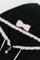 キュアブラックモデルのルームウェア。