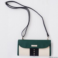 サコッシュの鏑木・T・虎徹モデル。