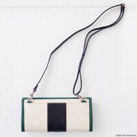 サコッシュの鏑木・T・虎徹モデル。