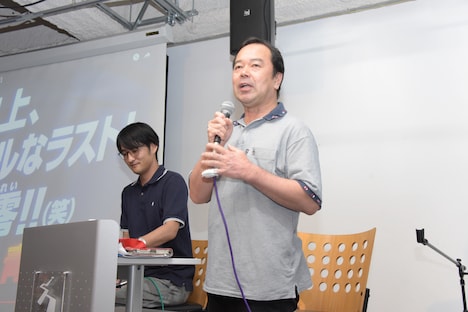 プロデューサーの諏訪道彦。