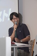 監督の立川譲。
