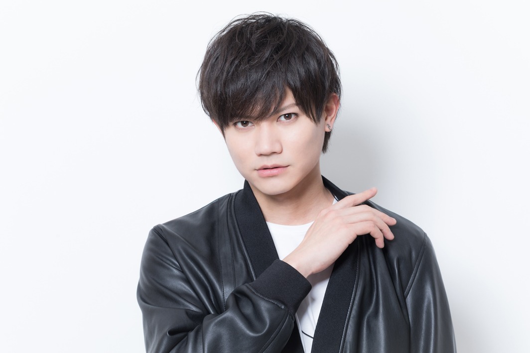 翼宿役の薫太。