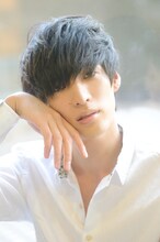 心宿役の輝馬。