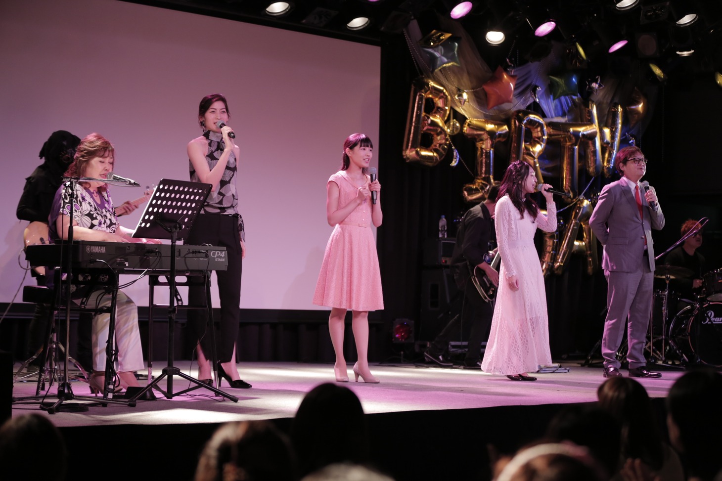 「USAGI BIRTHDAY SPECIAL PARTY」の様子。