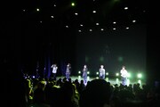 DearDreamのライブの様子。