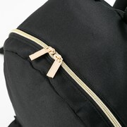 八田美咲モデルのバッグ。