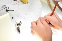 「小さなファッションショー」の作業風景。