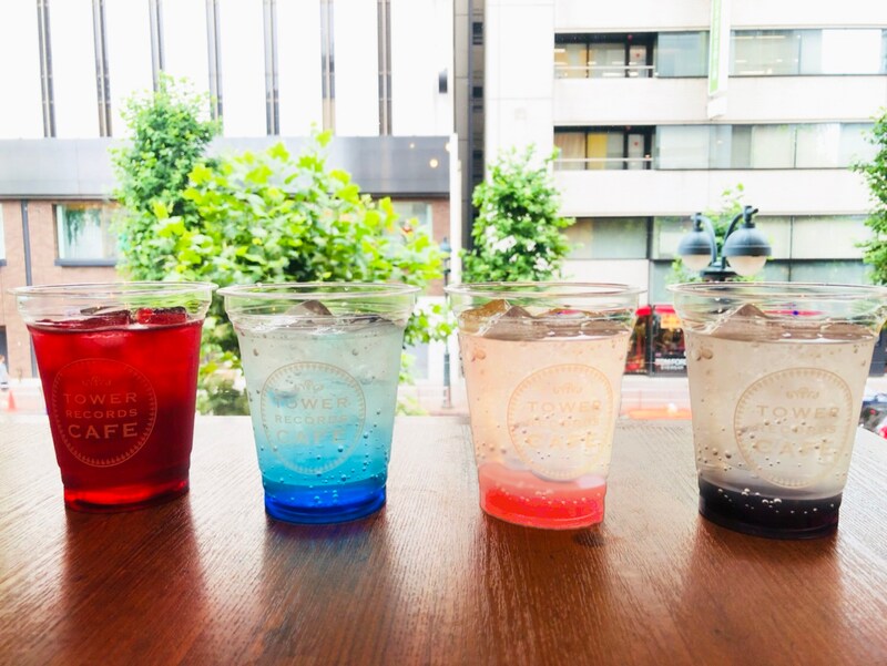 TOWER RECORDS CAFEの一部店舗で販売されるコラボドリンク。