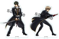 会場で販売されるアクリルスタンド。