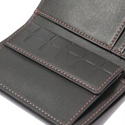 神威モデルの財布。
