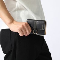 土方十四郎モデルの財布の使用例。