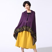 高杉晋助モデルのストール＆ストールピンの着用例。