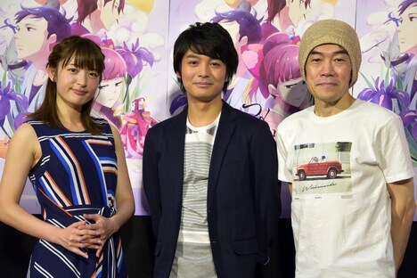 左から小松未可子、榎木淳弥、むらた雅彦監督。