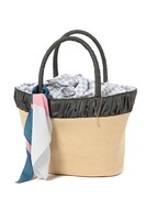 八乙女楽モデルのかごバッグ。