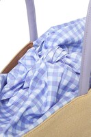 逢坂壮五モデルのかごバッグ。