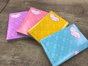 「オトナの…“シークレット4”FCフェア」の対象店舗では、周りの目を気にせずじっくりと試し読みができるようにシンプルな専用カバーが取り付けられている。