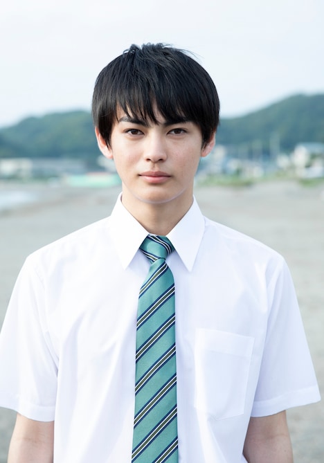 神尾楓珠扮する伊古ユメアキ。(c)新田章/講談社 (c)「恋のツキ」製作委員会