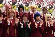 舞台「魔法先生ネギま！～お子ちゃま先生は修行中！～」会見の様子。