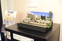 「機動警察パトレイバー」のコーナーに展示された、東京アニメセンター in DNPプラザ一帯のジオラマ。