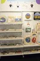 企画展「アニメと鉄道展」の様子。