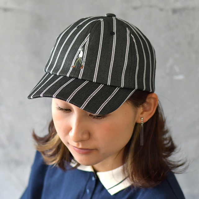刺繍ローキャップ