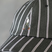 刺繍ローキャップ