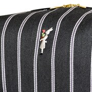 刺繍トラペーズポーチ