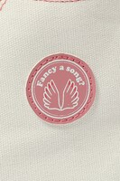 トキモデルのスニーカー。