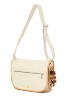 サーバルモデルのバッグ。