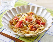 「のせチン！トマうどん」