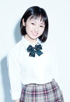 今泉佑唯（欅坂46）(c)新田章/講談社 (c)「恋のツキ」製作委員会