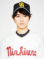 猪野広樹扮する阿部隆也。