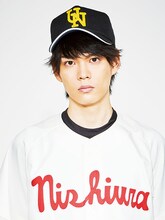 大橋典之扮する阿部隆也。