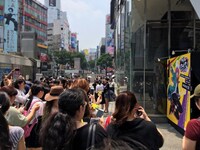 「Fling Posse VS 麻天狼」発売記念イベントの様子。