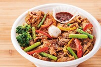 「聘珍樓」で販売される「『たわば』丼ぶり」。