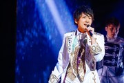 高瀬コヨイ役の土田玲央（写真は東京公演のもの）。