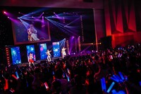 「スペシャルイベント『朝も！夜も！どんなときも！always WITH you!!』by アイドルタイムプリパラ」ライブの様子（写真は東京公演のもの）。
