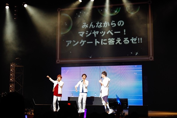 「スペシャルイベント『朝も！夜も！どんなときも！always WITH you!!』by アイドルタイムプリパラ」トークコーナーの様子（写真は東京公演のもの）。