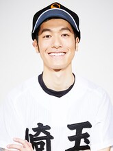 大村わたる扮する小山大樹。