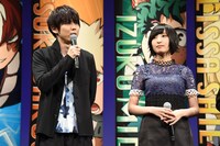 左から梶裕貴、佐倉綾音。