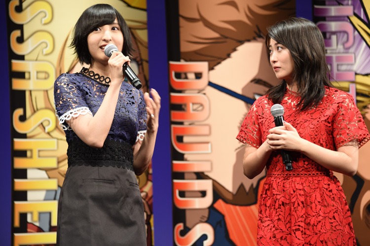 志田未来（右）への愛を語る佐倉綾音（左）。
