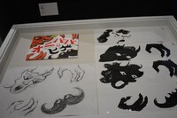 劇中に登場する絵本「オニババ対ヒゲ」の原画。